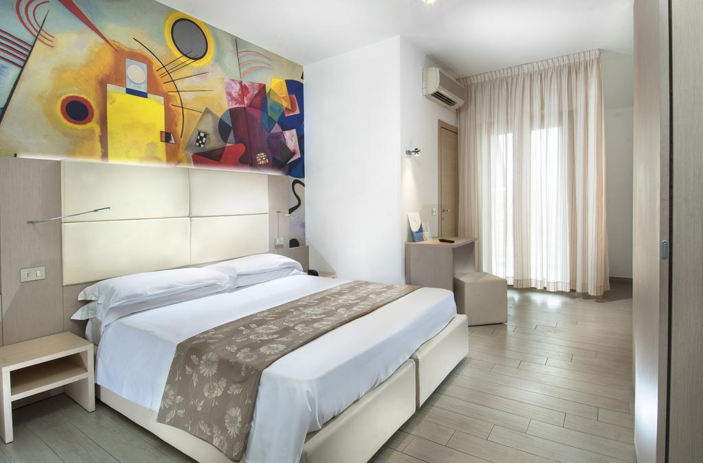 Hotel Europa Cupra Marittima Eksteriør billede